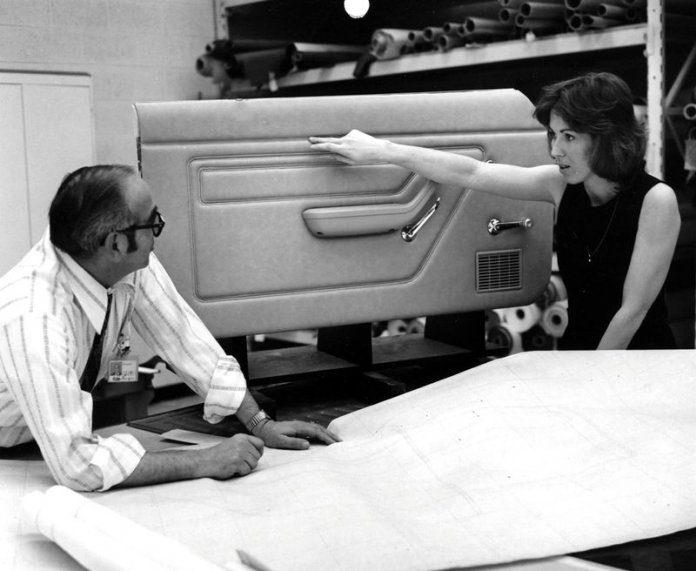 Mimi Vandermolen 8 γυναίκες που έχουν γράψει ιστορία στην αυτοκίνηση