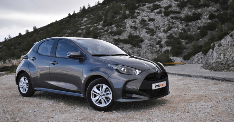 Toyota yaris hybrid review